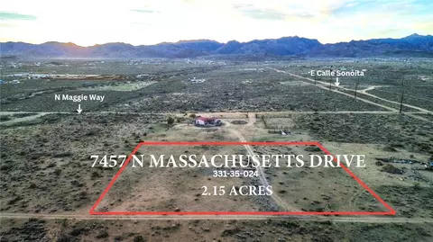7457 N Massachusetts Dr, Kingman, AZ 86409