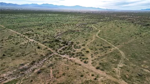 lot11615 N Dewey Rd, Golden Valley, AZ 86413