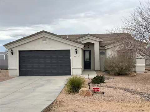 9597 N Tall Tree Dr, Kingman, AZ 86401