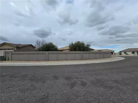 2452 Graystone Dr, Kingman, AZ 86409 photo 4
