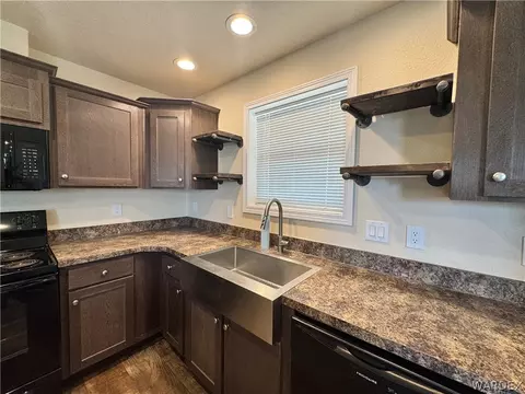 2390 E Devlin Ave, Kingman, AZ 86409 photo 6