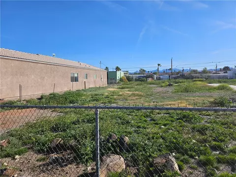 1782 Paseo De Playa, Bullhead City, AZ 86442