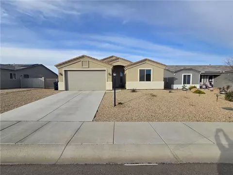 2861 Estrella Vis, Kingman, AZ 86409
