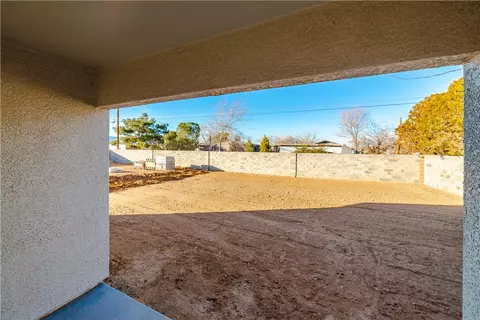Exterior - 3675 E Ryan Ave, Kingman, AZ 86409 photo 5 of 8