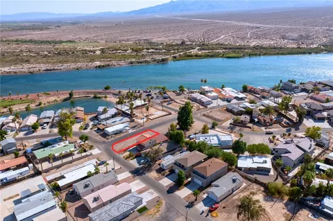 2167 Oswood Ln, Bullhead City, AZ 86442