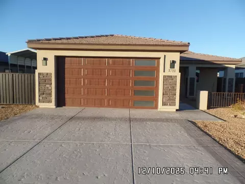 1711 E Sugar Bush Pl, Fort Mohave, AZ 86426