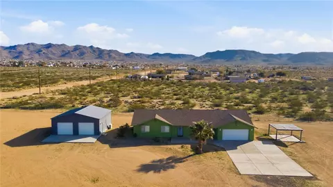 4670 W Shipp Dr, Golden Valley, AZ 86413
