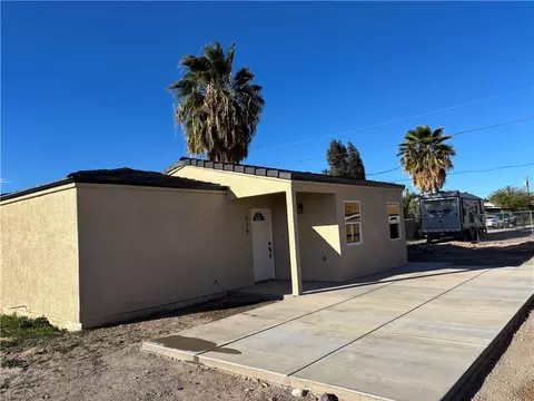 579 Paseo Del Rio, Bullhead City, AZ 86442