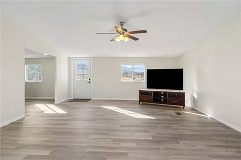 2917 E Barnett Pl, Kingman, AZ 86409 photo 5