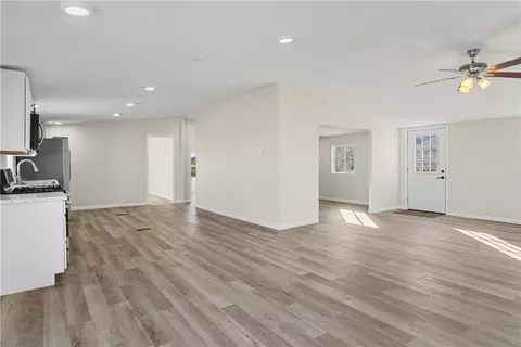 2917 E Barnett Pl, Kingman, AZ 86409 photo 6