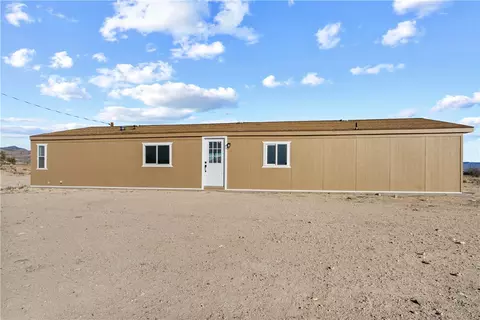 2917 E Barnett Pl, Kingman, AZ 86409