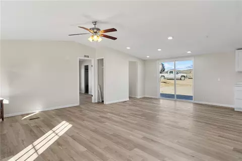 2917 E Barnett Pl, Kingman, AZ 86409 photo 10