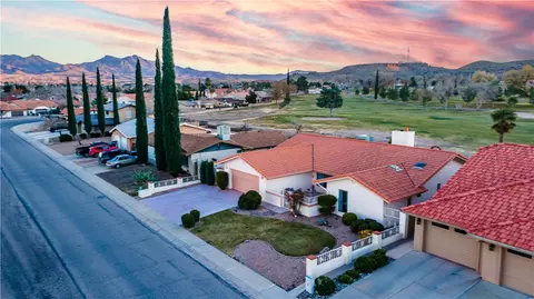 985 Country Club Dr, Kingman, AZ 86401