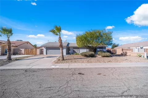 5705 S Ruth Dr, Fort Mohave, AZ 86426
