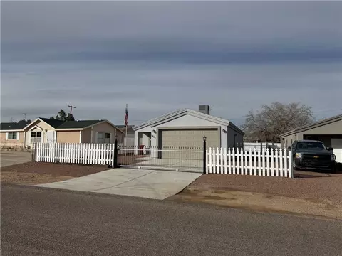 2695 E Ames Ave, Kingman, AZ 86409