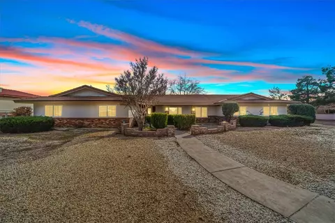 630 Shadow Mountain Dr, Kingman, AZ 86409