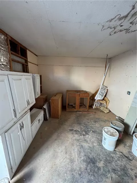 3606 E Robin Ln, Kingman, AZ 86409 photo 9