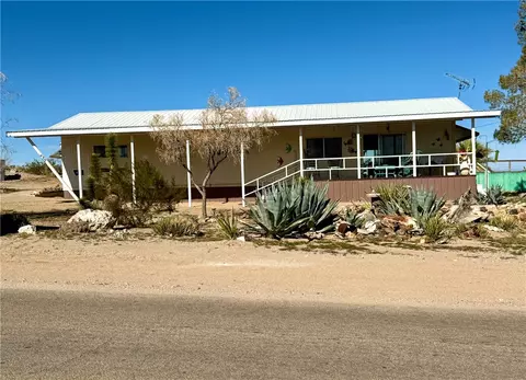 435 W Meadview Blvd, Meadview, AZ 86444