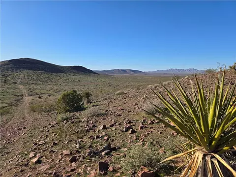 5 Acres N Agate Rd, Golden Valley, AZ 86413