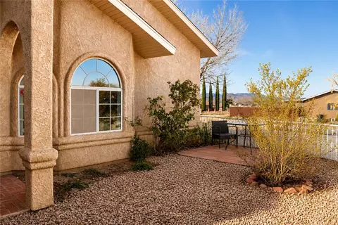 Exterior - 7560 E Cayuse Dr, Kingman, AZ 86401 photo 3 of 11