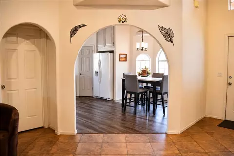 Entry Way - 7560 E Cayuse Dr, Kingman, AZ 86401 photo 2 of 4