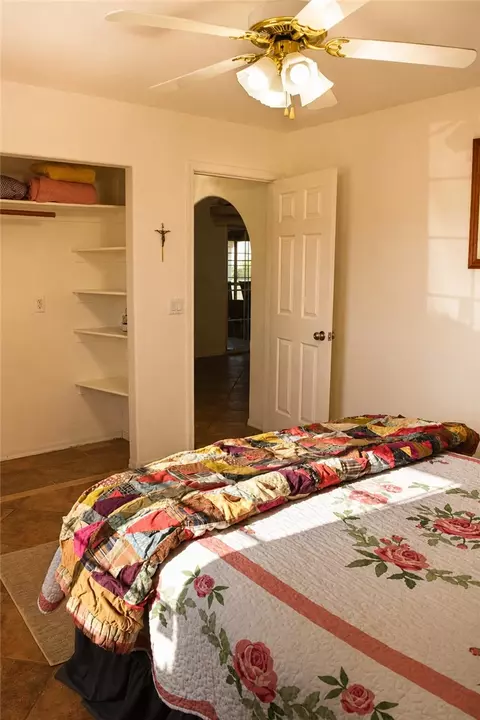 Bedroom - 7560 E Cayuse Dr, Kingman, AZ 86401 photo 5 of 5