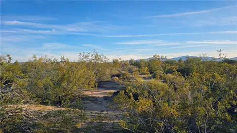 lot20 W Lawton Rd, Yucca, AZ 86438