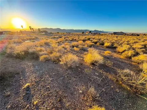 9344 N Concho Dr, Kingman, AZ 86401