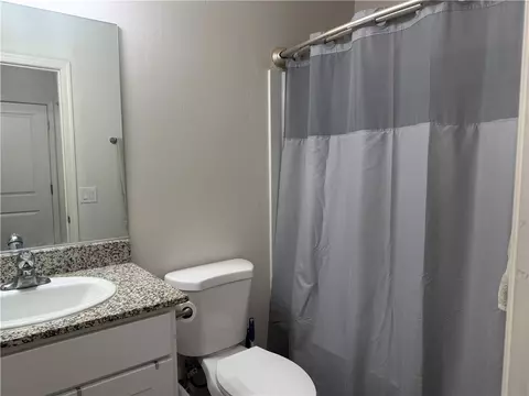 Bath - 3635 E Koval Dr, Kingman, AZ 86409 photo 3 of 3