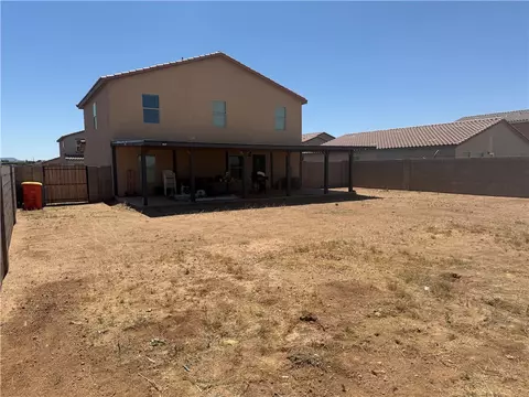 Exterior - 3635 E Koval Dr, Kingman, AZ 86409 photo 7 of 8