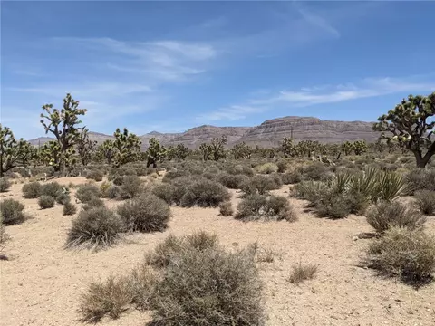 26681 N Verde Rd, Meadview, AZ 86444