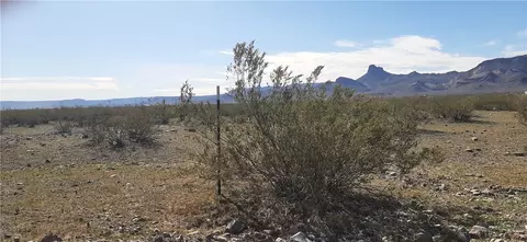 217-11 016 Quartzite, Golden Valley, AZ 86413