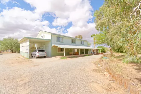 25388 Pendleton Way, Bouse, AZ 85325 photo 1