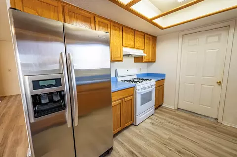 Kitchen - 3216 N Apache St, Kingman, AZ 86401 photo 3 of 3