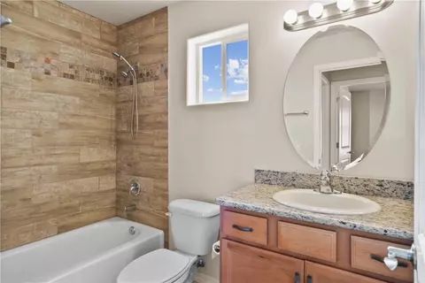 Bath - 3905 Easy St, Kingman, AZ 86409 photo 4 of 4