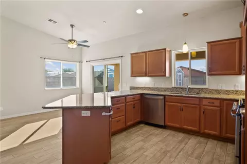 Kitchen - 3905 Easy St, Kingman, AZ 86409 photo 2 of 3