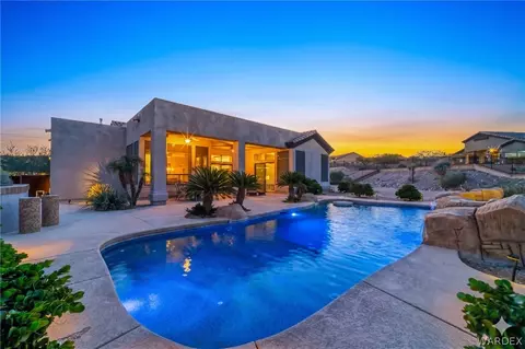 2834 Sidewheel Dr, Bullhead City, AZ 86429