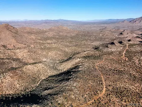 00 E Mica, Kingman, AZ 86401 photo 15