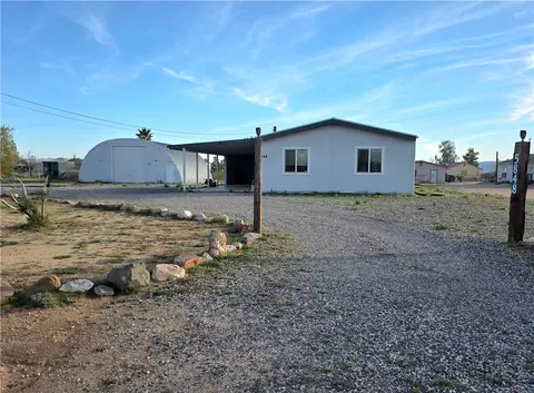 5848 W Crystal Dr, Golden Valley, AZ 86413