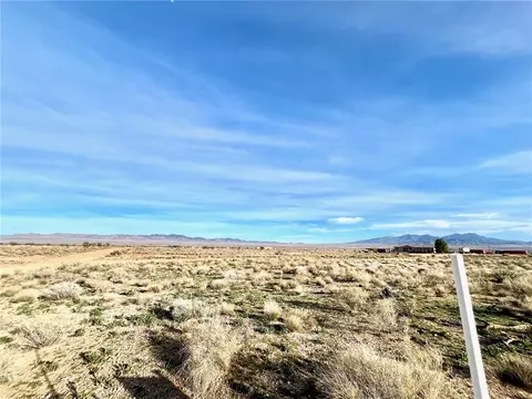 0 E Calle Dimas, Kingman, AZ 86409