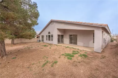 Exterior - 3952 E Packard Ave, Kingman, AZ 86409 photo 2 of 3