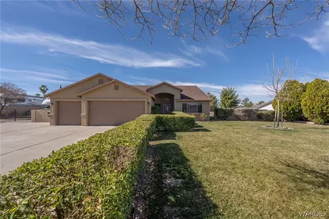 2633 Bar Boot St, Kingman, AZ 86401