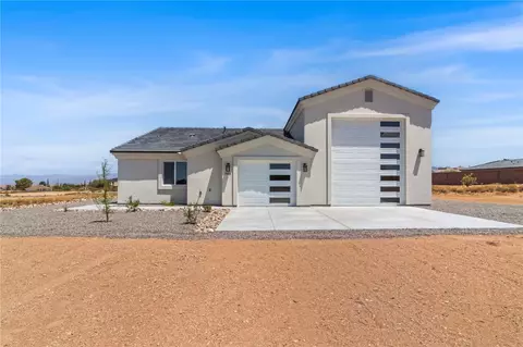 7593 E Sugarloaf St, Kingman, AZ 86401