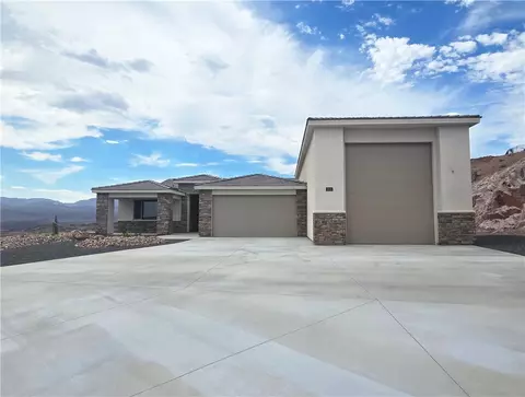 2875 Sinyala Canyon Dr, Bullhead City, AZ 86429