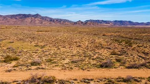 308-12 N 358 N Lost Mine Dr, Chloride, AZ 86431 photo 4
