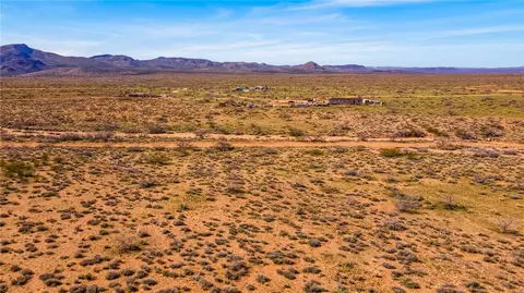 308-12 N 358 N Lost Mine Dr, Chloride, AZ 86431 photo 11