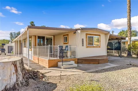 318 Riverwood Ln, Bullhead City, AZ 86442