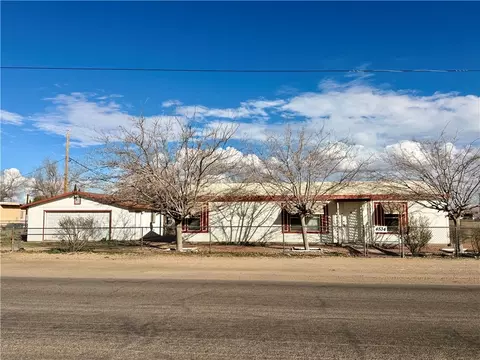 4534 N Benton St, Kingman, AZ 86409