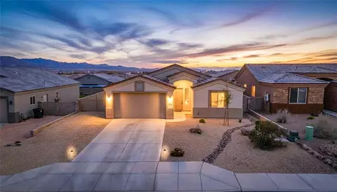 3369 Whitehead Ave, Kingman, AZ 86401