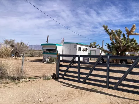 18192 N Palm Dr, Dolan Springs, AZ 86441